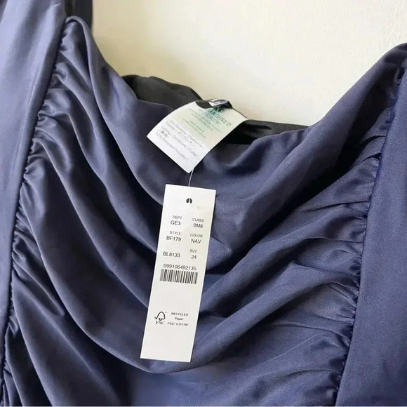 J Crew Plus Size Ruched squareneck one piece Swimsuit in Navy Blue Size 24 NWT - Picture 5 of 7